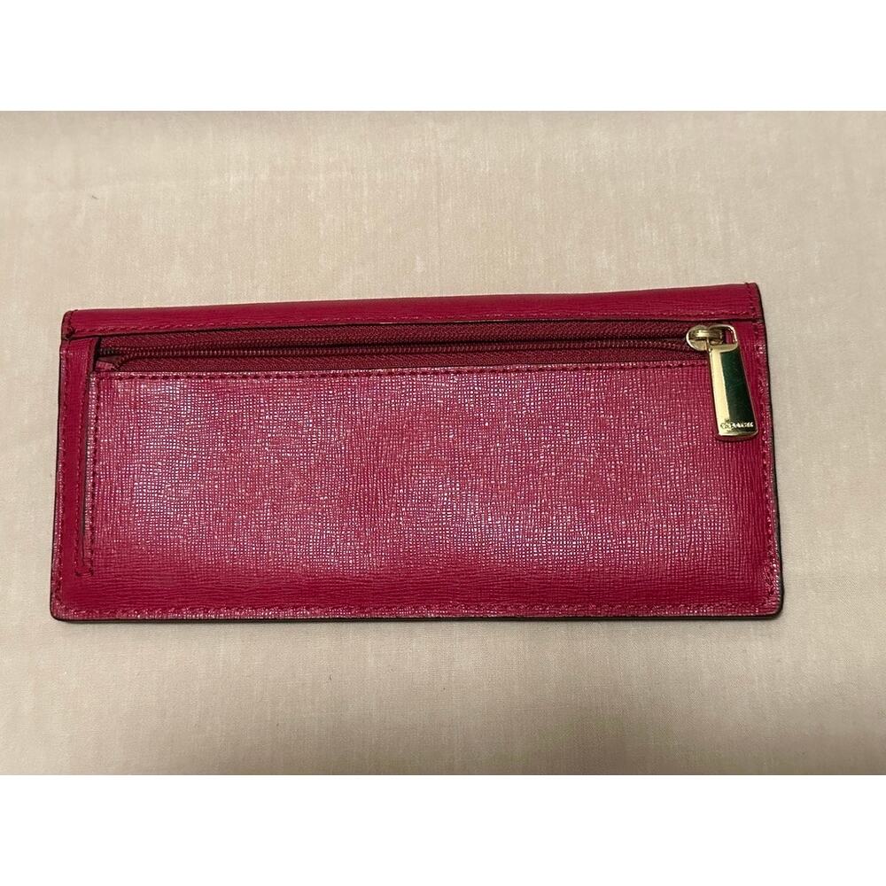 Coach - Picture 3 of 8